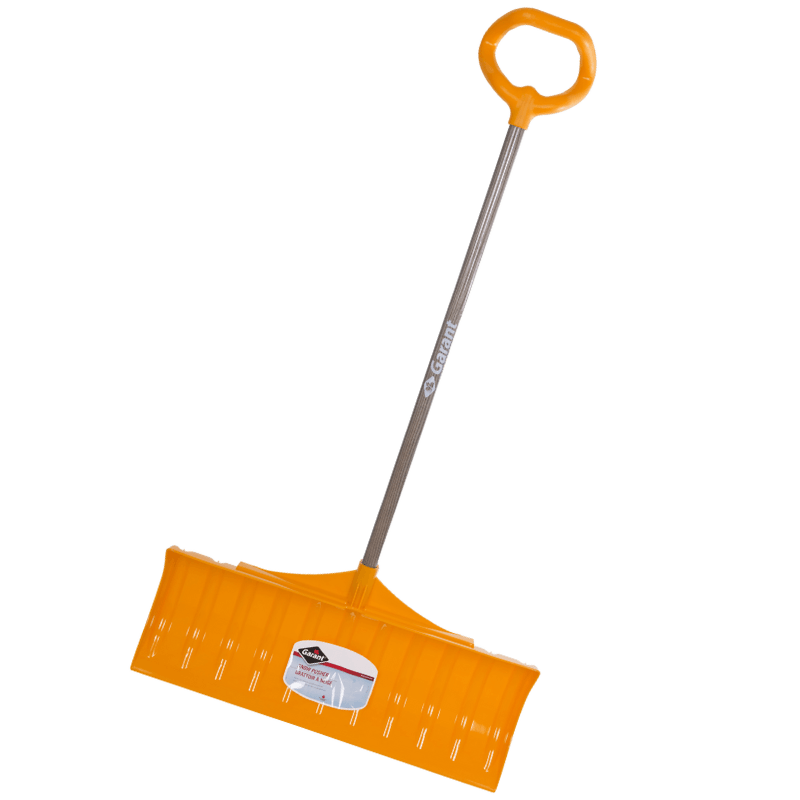 Garant Versagrip Snow Pusher 30" | Gilford Hardware